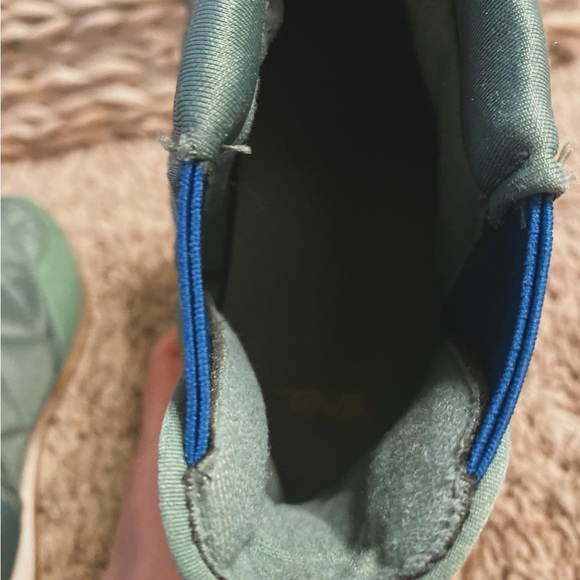 Teva Ember Mid Helix Green Quilted Shoe 🌈🛸 - Picture 10 of 11